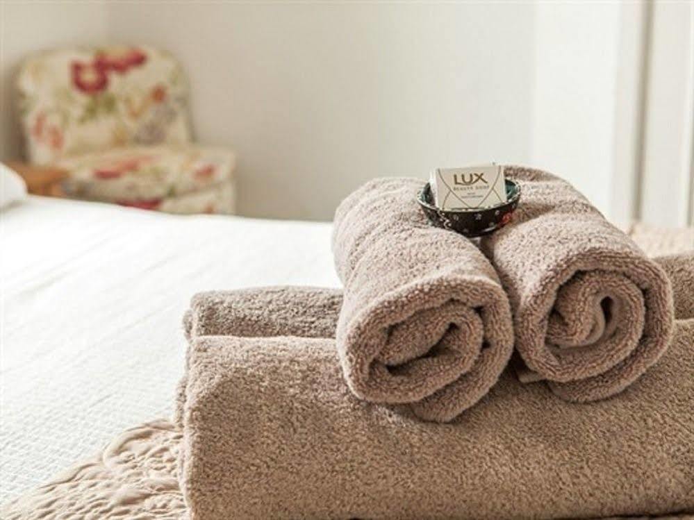 Thorn House B&B Fen Drayton Экстерьер фото